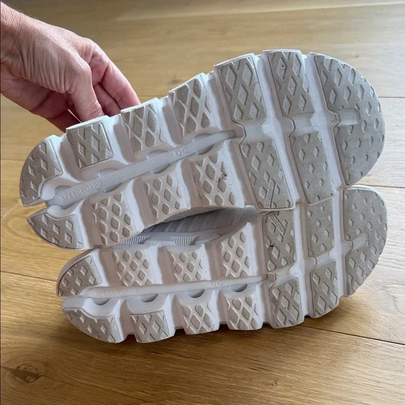 On Running - Cloudswift 3 AD Running Shoe - Picture 7 of 7